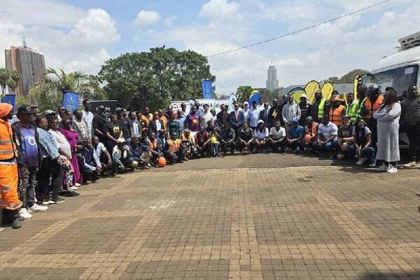 በአፍሪካ የመጀመሪያው ድንበር ተሻጋሪ የኤሌክትሪክ ተሽከርካሪ ልዑክ ከናይሮቢ ወደ አዲስ አበባ ጉዞ ጀመረ በአፍሪካ የመጀመሪያው ድንበር ተሻጋሪ የኤሌክትሪክ ተሽከርካሪ ልዑክ ከናይሮቢ ወደ አዲስ አበባ ጉዞ ጀመረ - Sputnik አፍሪካ