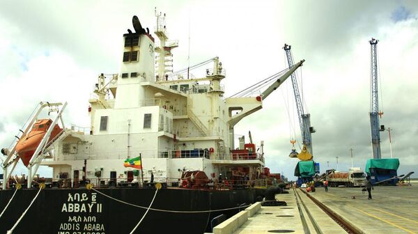 ኢትዮጵያ እና ኬንያ የላሙ ወደብን በተሟላ መልኩ አገልግሎት ለማስጀመር በሚቻልበት ጉዳዮች ላይ ተወያዩ - Sputnik አፍሪካ
