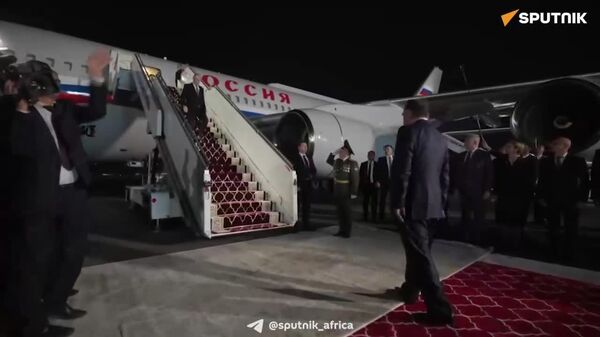 ፕሬዝዳንት ፑቲን ለሦስት ቀናት ይፋዊ ጉብኝት ታጂኪስታን ገቡ - Sputnik አፍሪካ