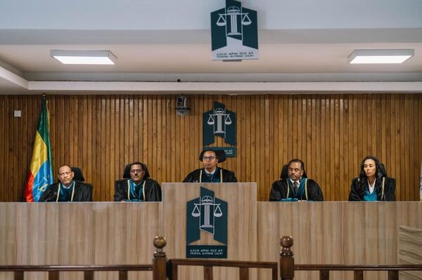 የፌደራል ጠቅላይ ፍርድ ቤት ያለማቸው ቴክኖሎጂዎች ፍትሕን ለማፋጠን ይረዳሉ - ጠቅላይ ሚኒስትር ዐቢይ አሕመድ የፌደራል ጠቅላይ ፍርድ ቤት ያለማቸው ቴክኖሎጂዎች ፍትሕን ለማፋጠን ይረዳሉ - ጠቅላይ ሚኒስትር ዐቢይ አሕመድ - Sputnik አፍሪካ