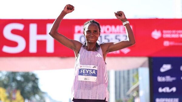 ኢትዮጵያዊቷ ሃዊ ፈይሳ በታሪክ አምስተኛዋ ፈጣን ሴት አትሌት መሆን ቻለች - Sputnik አፍሪካ