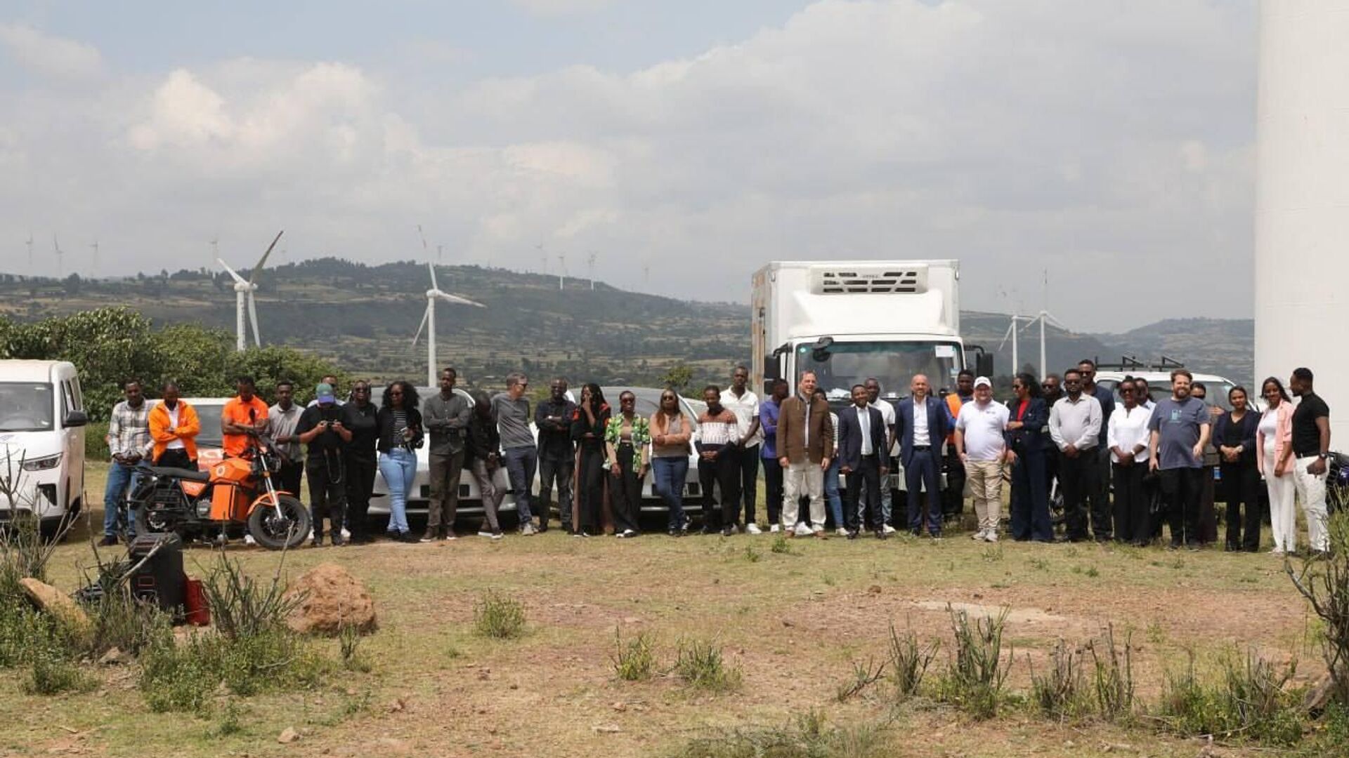 የኢትዮጵያ እምቅ የታዳሽ ኃይል ሀብት በአረንጓዴ ትራንስፖርት ዘርፍ ላይ መነቃቃትን ፈጥሯል - የትራንስፖርት እና ሎጅስቲክስ ሚኒስቴር የኢትዮጵያ እምቅ የታዳሽ ኃይል ሀብት በአረንጓዴ ትራንስፖርት ዘርፍ ላይ መነቃቃትን ፈጥሯል - የትራንስፖርት እና ሎጅስቲክስ ሚኒስቴር - Sputnik አፍሪካ, 1920, 14.10.2025