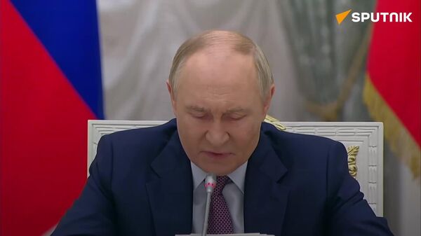 ቤተሰብ ለሩሲያ የወደፊት እጣ ፈንታ መሠረት ነው - ፑቲን - Sputnik አፍሪካ