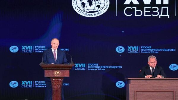 አሁን ተመሥርቶ የሚገኘውን ዓለም አቀፍ የኢነርጂ ሚዛን ማደናቀፍ የሚሞክሩ ሀገራት ራሳቸው ተጎጂ እንደሚሆኑ ፑቲን ጠቁመዋል - Sputnik አፍሪካ