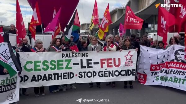 ለእስራኤል የሚላከው የጦር መሣሪያ እንዲቆም የሚጠይቅ የፍትሕና የሰላም ሰልፍ ፓሪስ ውስጥ ተካሄደ - Sputnik አፍሪካ