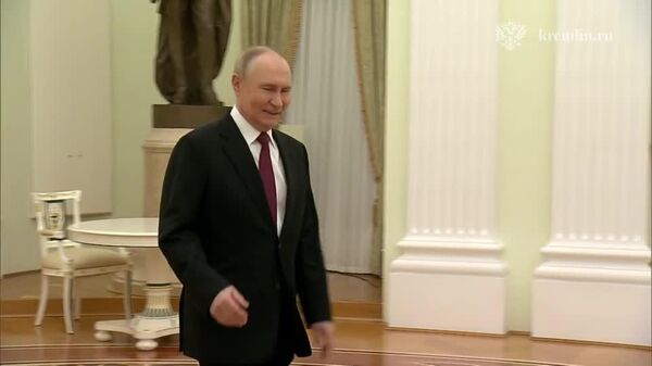 ፑቲን የሰሜን ኮሪያን የውጭ ጉዳይ ሚኒስትር ቾይ ሰን ሁይ በክሬምሊን ተቀበሉ - Sputnik አፍሪካ