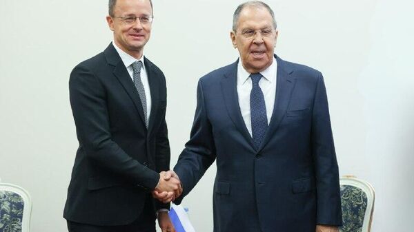 የሩሲያ-አሜሪካ የመሪዎች ስብሰባ ከተካሄደ፤ በእርግጠኝነት በቡዳፔስት ይሆናል - የሃንጋሪ የውጭ ጉዳይ ሚኒስትር - Sputnik አፍሪካ