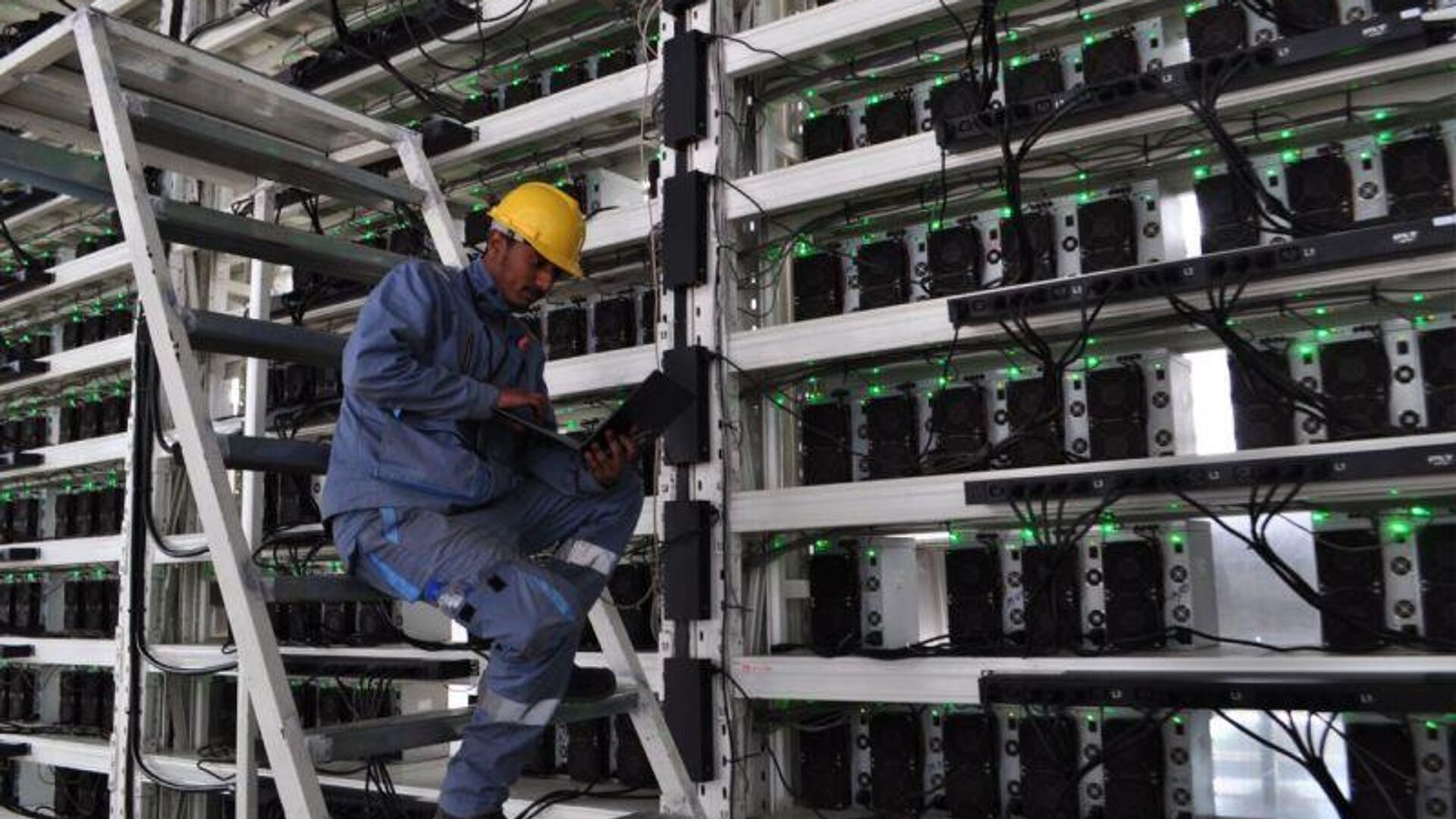 ኢትዮጵያ ለክሪፕቶ ማይኒንግ አዲስ የኤሌክትሪክ ታሪፍ ይፋ አደረገች ኢትዮጵያ ለክሪፕቶ ማይኒንግ አዲስ የኤሌክትሪክ ታሪፍ ይፋ አደረገች - Sputnik አፍሪካ, 1920, 30.10.2025