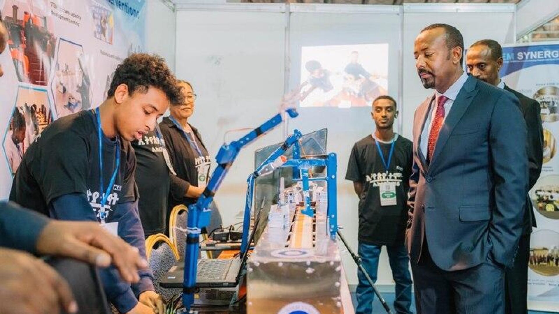 በ2018 የአምራች ኢንዱስትሪው ከ12 በመቶ በላይ ዕድገት ያስመዘግባል - የኢንዱስትሪ ሚኒስቴር በ2018 የአምራች ኢንዱስትሪው ከ12 በመቶ በላይ ዕድገት ያስመዘግባል - የኢንዱስትሪ ሚኒስቴር - Sputnik አፍሪካ, 1920, 31.10.2025