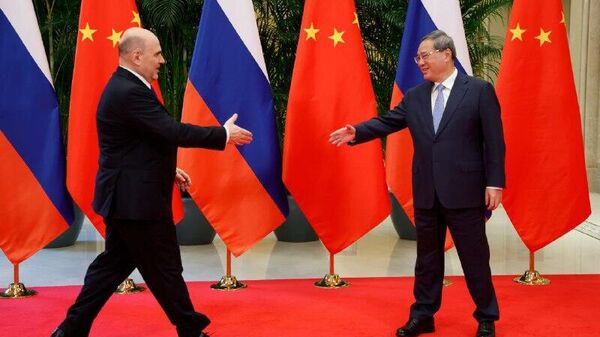 የምዕራባውያን ማዕቀቦች ቢኖሩም የሩሲያና ቻይና ግንኙነት እጅግ ከፍተኛ ደረጃ ላይ ደርሷል ሲሉ የሩሲያው ጠቅላይ ሚኒስትር ገለጹ - Sputnik አፍሪካ