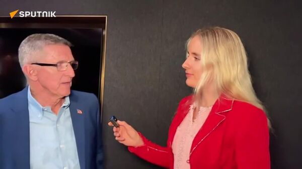 ዘለንስኪ በ2014 ወደ ሥልጣን እንዲወጣ ያቀነባበረው የኦባማ ቡድን ነው - የቀድሞው የአሜሪካ ብሔራዊ ደህንነት አማካሪ - Sputnik አፍሪካ