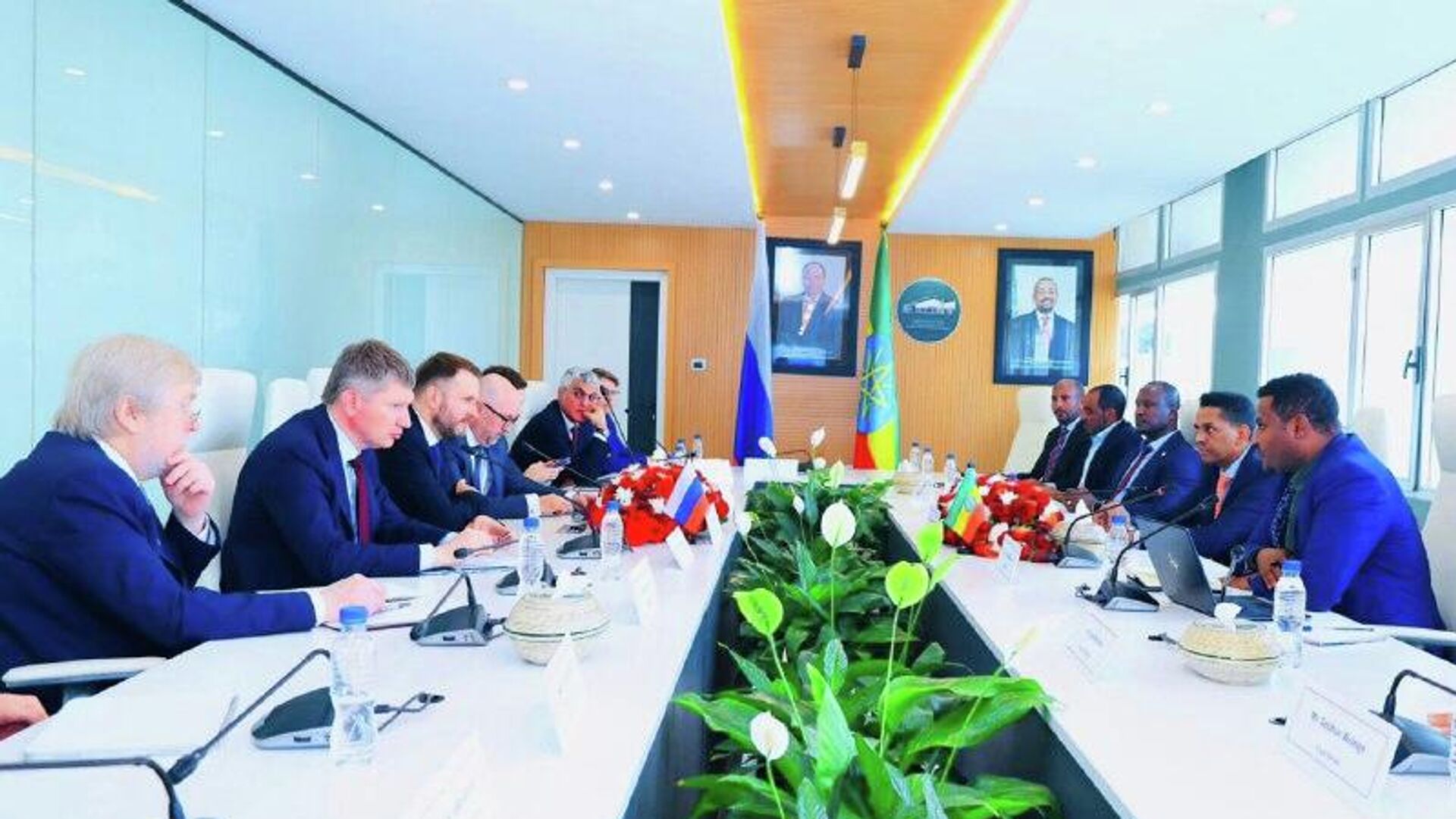 ኢትዮጵያ እና ሩሲያ የሁለትዮሽ የገበያ ዕድል ድርድር ስምምነት ቀጣይ ሳምንት ሊፈራረሙ ነው ኢትዮጵያ እና ሩሲያ የሁለትዮሽ የገበያ ዕድል ድርድር ስምምነት ቀጣይ ሳምንት ሊፈራረሙ ነው - Sputnik አፍሪካ, 1920, 06.11.2025