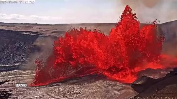 #viral | ምድር ላይ የፈሰሰው እሳት - በሃዋይ የሚገኘው የኪላዌያ እሳተ ገሞራ አስደናቂ ፍንዳታ - Sputnik አፍሪካ