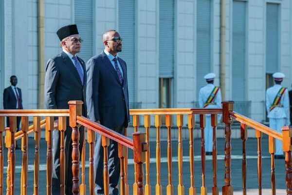 የኢትዮጵያ እና ማሌዥያ አጋርነት “በርካታ ቁልፍ ሰነዶችን በመፈረም ተጠናክሯል” - ጠቅላይ ሚኒስትር ዐቢይ አሕመድ የኢትዮጵያ እና ማሌዥያ አጋርነት “በርካታ ቁልፍ ሰነዶችን በመፈረም ተጠናክሯል” - ጠቅላይ ሚኒስትር ዐቢይ አሕመድ - Sputnik አፍሪካ