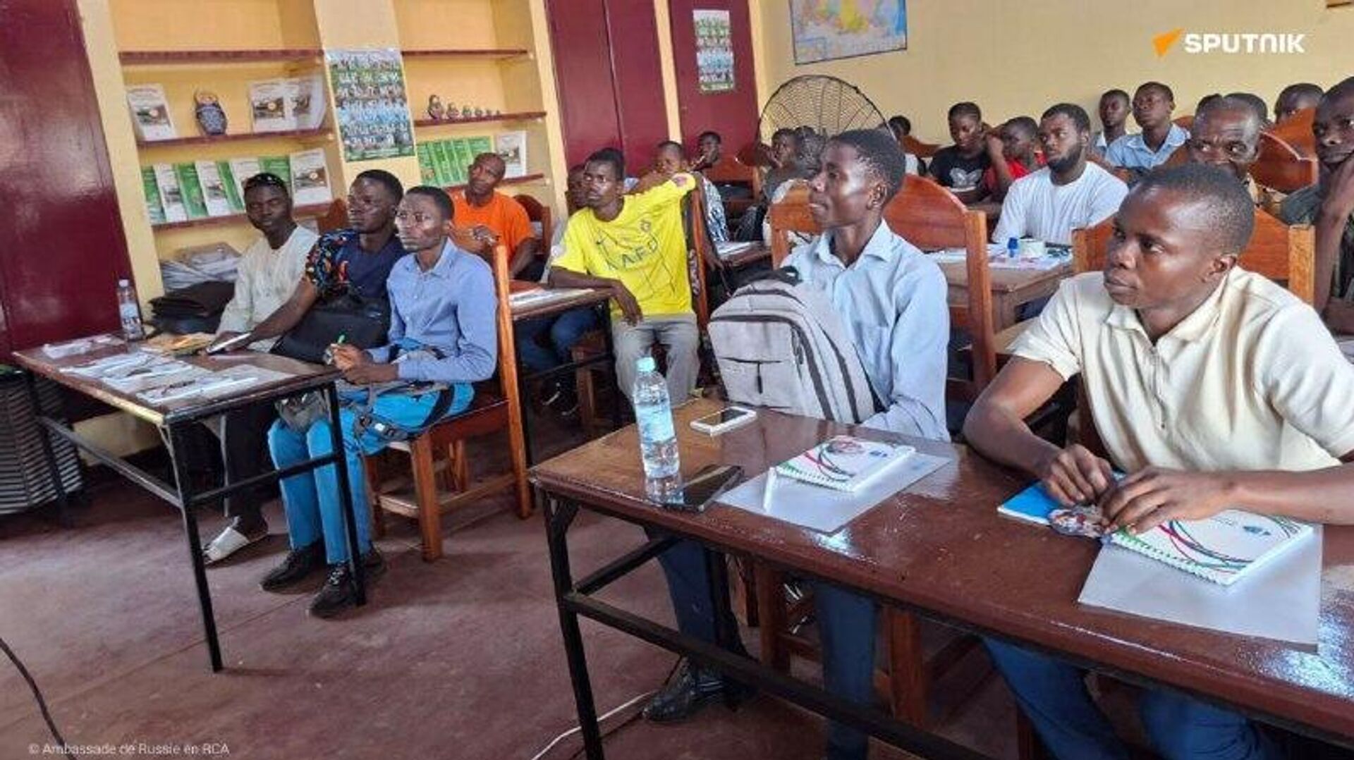 በማዕከላዊ አፍሪካ ሪፐብሊክ የሩሲያ ቋንቋ ጥናት ማዕከል ተከፈተ በማዕከላዊ አፍሪካ ሪፐብሊክ የሩሲያ ቋንቋ ጥናት ማዕከል ተከፈተ - Sputnik አፍሪካ, 1920, 24.11.2025