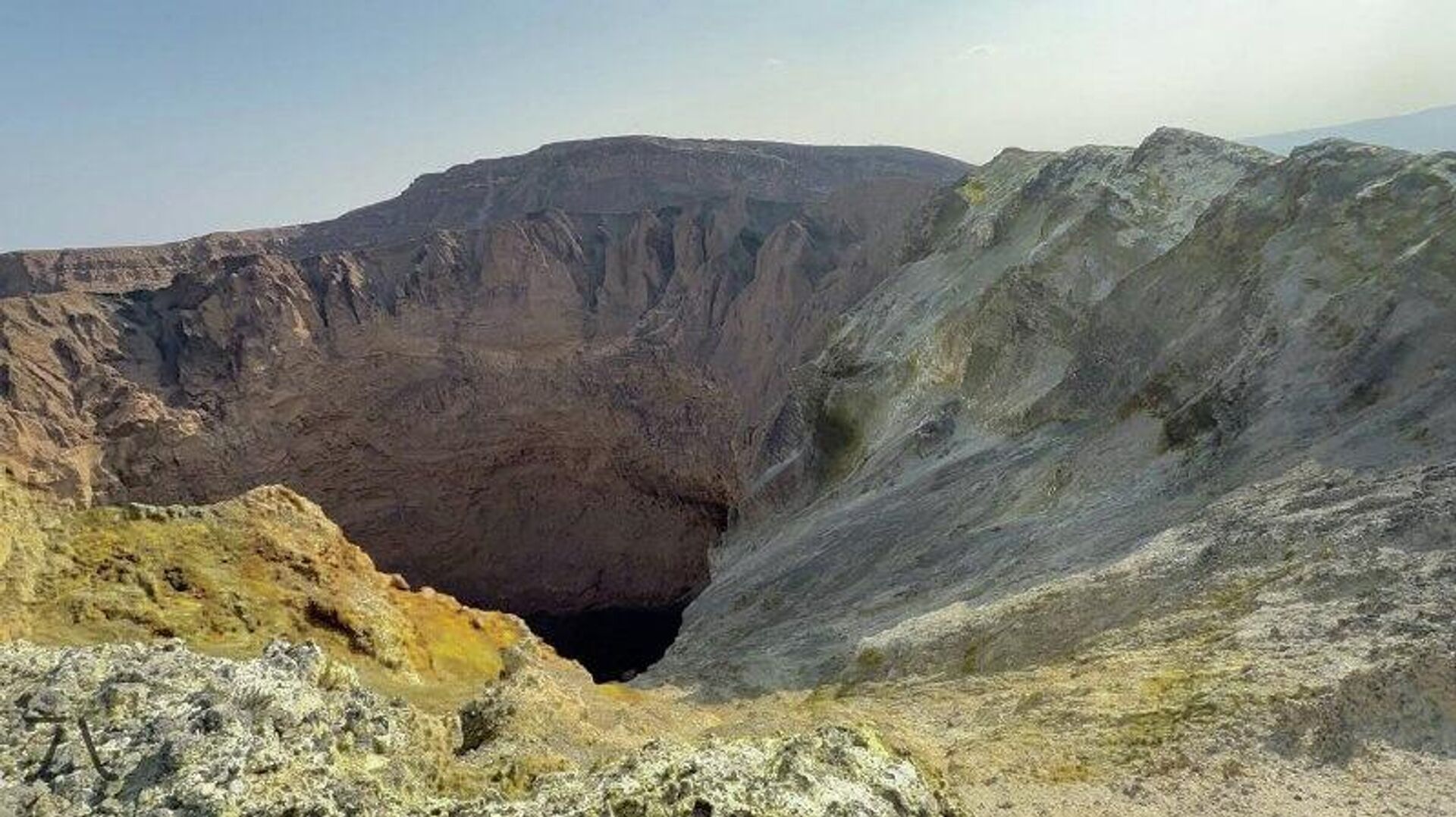 በኤርታሌ አዲስ የተፈጠረው ከፍተኛ እሳተ ገሞራ ከሃይሊ ጉቢ ፍንዳታ ጋር የተያያዘ ሊሆን ይችላል ተባለ በኤርታሌ አዲስ የተፈጠረው ከፍተኛ እሳተ ገሞራ ከሃይሊ ጉቢ ፍንዳታ ጋር የተያያዘ ሊሆን ይችላል ተባለ - Sputnik አፍሪካ, 1920, 26.11.2025