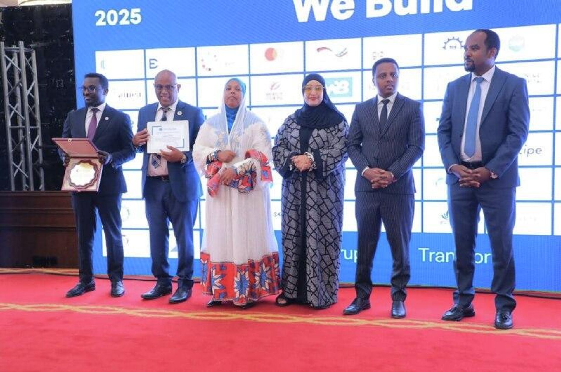 ኢትዮጵያ በ2025 የዓለም አቀፍ የሥራ ፈጠራ ሳምንት በዓለም ቀዳሚውን ደረጃ ይዛ አጠናቀቀች ኢትዮጵያ በ2025 የዓለም አቀፍ የሥራ ፈጠራ ሳምንት በዓለም ቀዳሚውን ደረጃ ይዛ አጠናቀቀች - Sputnik አፍሪካ, 1920, 28.11.2025