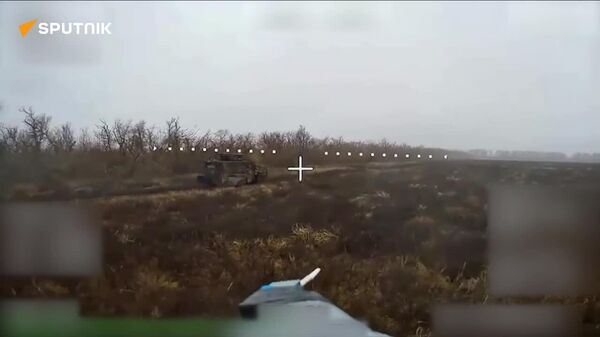 የሩሲያ ኃይሎች በዶኔትስክ ፖክሮቭስክ አቅራቢያ አሜሪካ ሠራሽ ብረትለበስ ተሽከርካሪን ኢላማውን በጠበቀ ጥቃት አወደሙ - Sputnik አፍሪካ