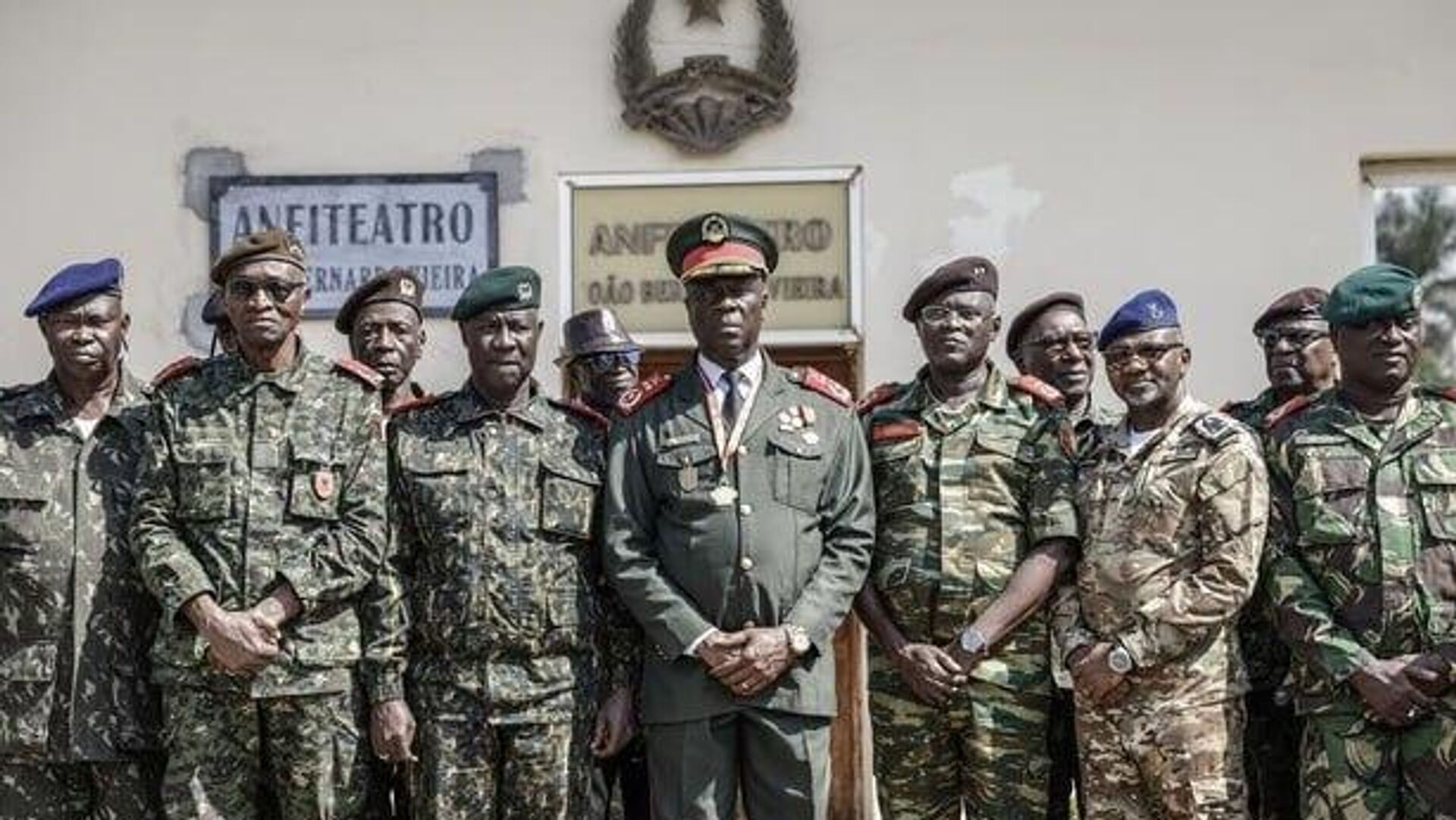 በጊኒ-ቢሳው በወታደራዊ ኃላፊዎች የሚመራ አዲስ ጊዜያዊ መንግሥት ተቋቋመ በጊኒ-ቢሳው በወታደራዊ ኃላፊዎች የሚመራ አዲስ ጊዜያዊ መንግሥት ተቋቋመ - Sputnik አፍሪካ, 1920, 30.11.2025