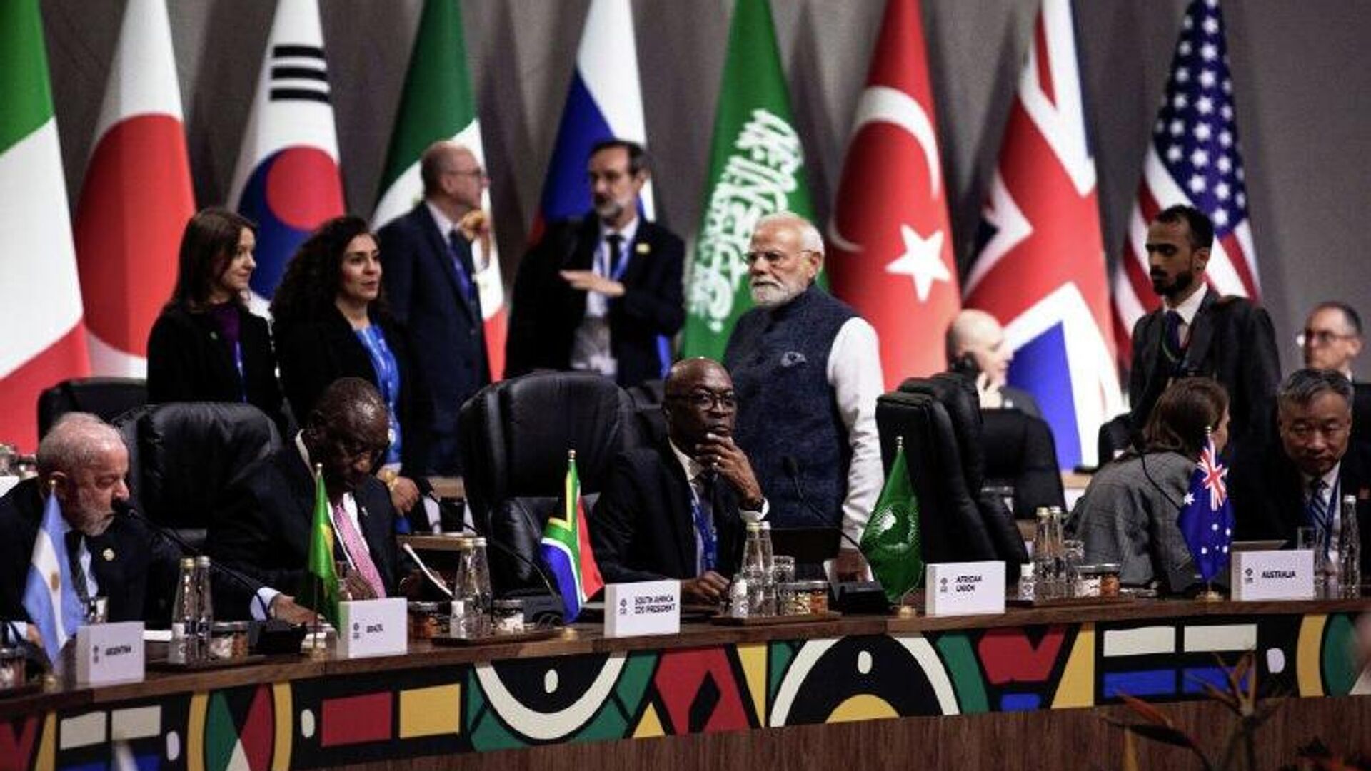 የአሜሪካ የብዝሃ ዋልታ ዓለም ፍራቻ ደቡብ አፍሪካ ከቡድን 20 እንድትታገድ ምክንያት ነው - ምሁር የአሜሪካ የብዝሃ ዋልታ ዓለም ፍራቻ ደቡብ አፍሪካ ከቡድን 20 እንድትታገድ ምክንያት ነው - ምሁር - Sputnik አፍሪካ, 1920, 30.11.2025