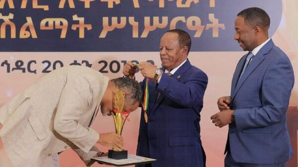 ጥራትን ባሕል ማድረግ ይገባል ሲሉ ፕሬዝዳንት ታየ አጽቀሥላሴ በ12ኛው ብሔራዊ የጥራት ሽልማት ላይ ተናገሩ - Sputnik አፍሪካ