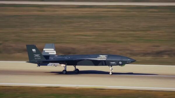 #viral | የቱርክ ባይራክታር ድሮን በሙከራ ወቅት ሰው ተሸካሚ አውሮፕላን በመምታት ታሪክ ሠራ - ኩባንያው - Sputnik አፍሪካ