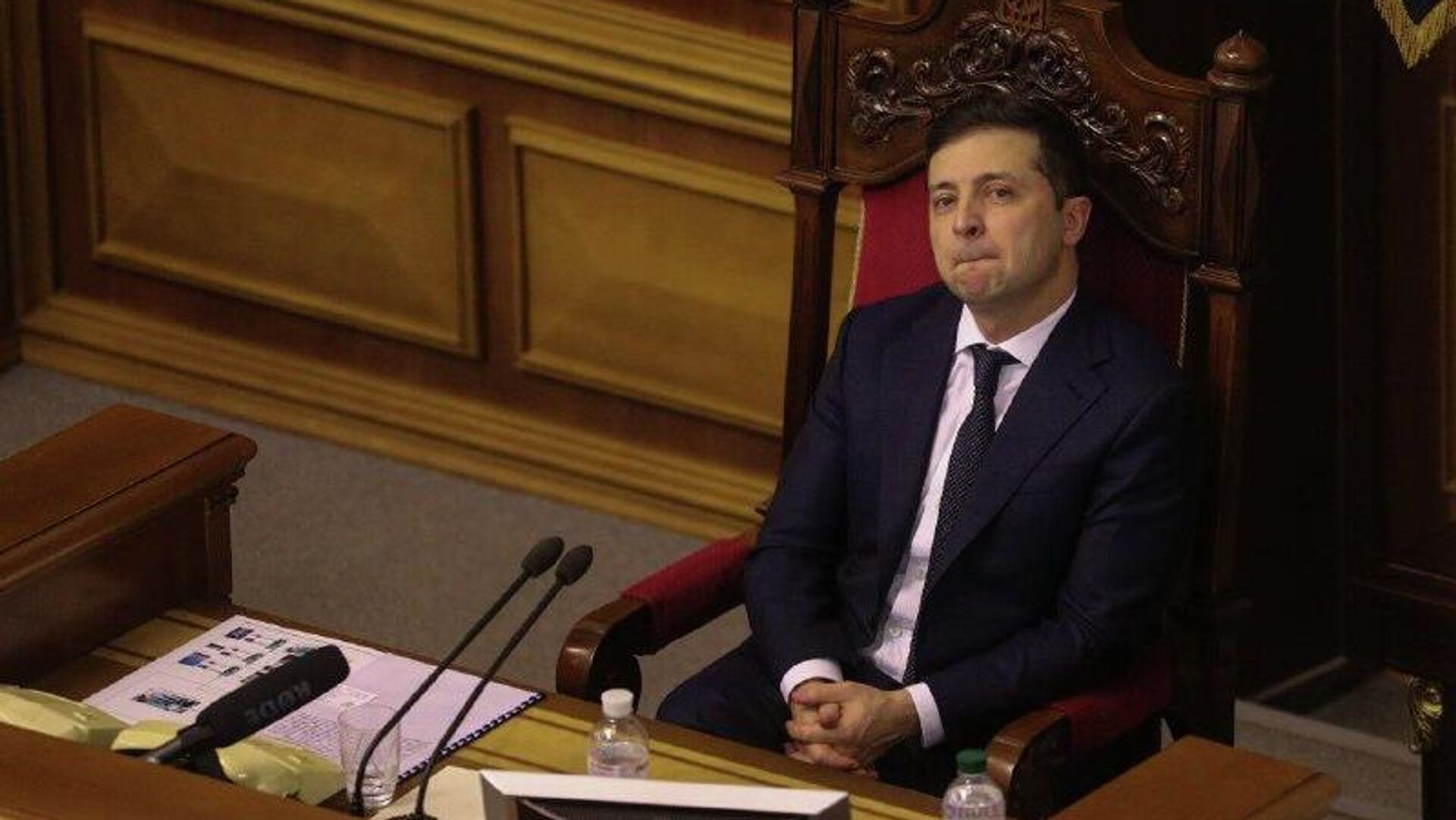 የዩክሬን ፀረ-ሙስና ቢሮ በዘለንስኪ ፓርቲ የምክር ቤት አባላት ላይ ክስ ለመመስረት እየተዘጋጀ መሆኑን ሕግ አውጪው ተናገሩ የዩክሬን ፀረ-ሙስና ቢሮ በዘለንስኪ ፓርቲ የምክር ቤት አባላት ላይ ክስ ለመመስረት እየተዘጋጀ መሆኑን ሕግ አውጪው ተናገሩ - Sputnik አፍሪካ, 1920, 30.11.2025