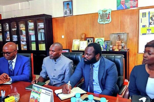 ዛምቢያ ነፃ ትምህርትን በሕጋዊ መብትነት ለመደንገግ የትምህርት ሕግ ማሻሻያዎችን አስጀመረች - Sputnik አፍሪካ