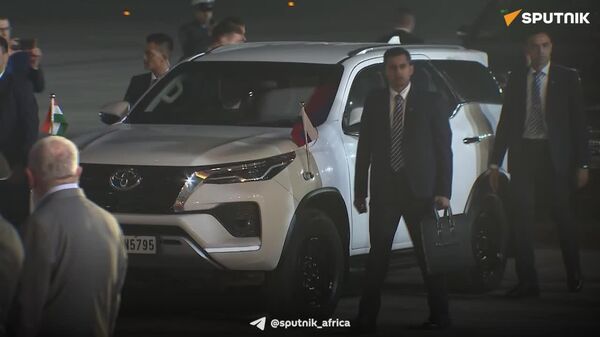 ፑቲን እና ሞዲ ለኢ-መደበኛ ስብሰባ በአንድ መኪና ውስጥ አብረው ተጉዘዋል - Sputnik አፍሪካ