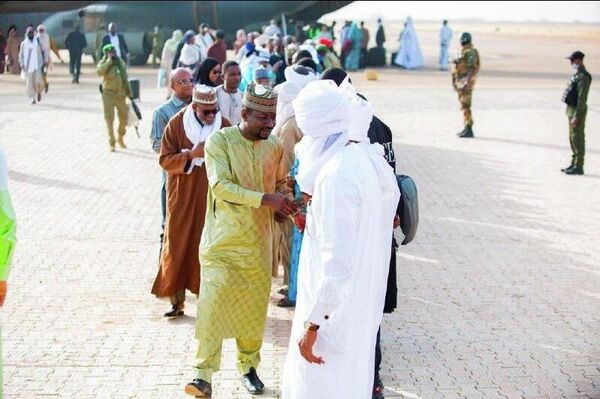 የቡርኪና ፋሶ ጠቅላይ ሚኒስትር በሰሃራ ትልቁ የባሕል ሁነት በሆነው የአየር ፌስቲቫል ለመሳተፍ ለመሳተፍ ኒጀር ገቡ የቡርኪና ፋሶ ጠቅላይ ሚኒስትር በሰሃራ ትልቁ የባሕል ሁነት በሆነው የአየር ፌስቲቫል ለመሳተፍ ለመሳተፍ ኒጀር ገቡ - Sputnik አፍሪካ