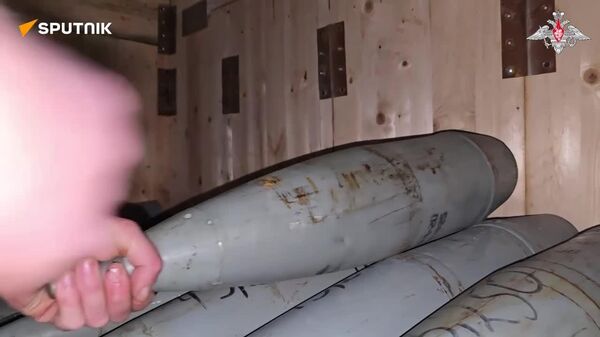 የሩሲያ ኤምኤስቲኤ-ቢ ሃውትዘር መድፍ ቡድን የዩክሬን ጦር ኃይሎች ድሮን መቆጣጠሪያ ጣቢያ ላይ ቀጥተኛ ድብደባ ፈጽሟል ሲል የሩሲያ የመከላከያ ሚኒስቴር አስታወቀ - Sputnik አፍሪካ