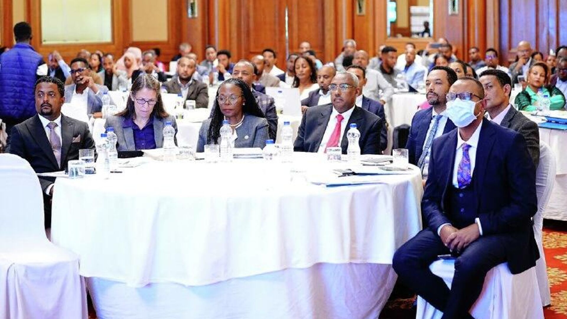 ኢትዮጵያ የአመጋገብ ደህንነትን ለማሳደግ የሚረዳ ብሔራዊ ዲጂታል የምግብ ንጥረ ነገር ይዘት ሰንጠረዥ ይፋ አደረገች ኢትዮጵያ የአመጋገብ ደህንነትን ለማሳደግ የሚረዳ ብሔራዊ ዲጂታል የምግብ ንጥረ ነገር ይዘት ሰንጠረዥ ይፋ አደረገች - Sputnik አፍሪካ, 1920, 06.12.2025