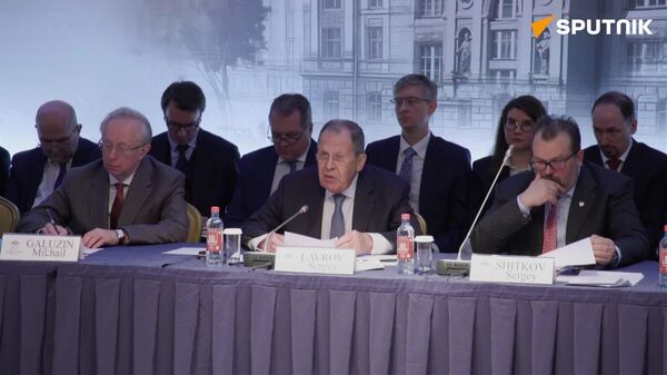 የዩክሬንን ቀውስ መነሻ መንስኤዎች የመፍታትን አስፈላጊነት በተመለከተ በአውሮፓ ውስጥ እየተናገረ ያለ የለም፤ የሚፈልጉት የተኩስ አቁም እና ጊዜያዊ ዕረፍት ብቻ ነው - ላቭሮቭ - Sputnik አፍሪካ