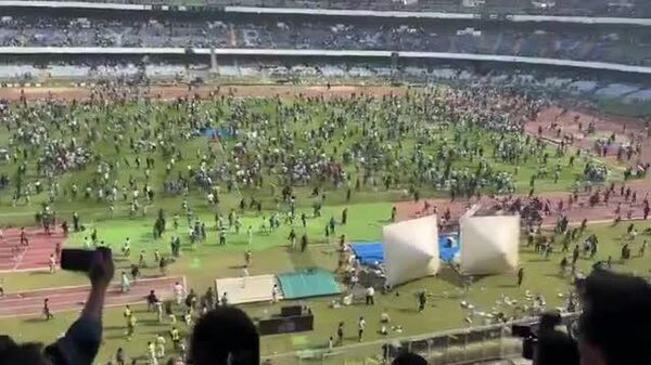 #viral | የሊዮኔል ሜሲ የሕንድ ደጋፊዎች በኮከቡ ቅር መሰኘታቸውን ተከትሎ በከልከታ ስታዲየም ረብሻ ፈጠሩ - Sputnik አፍሪካ