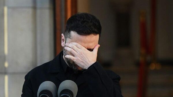 ዘለንስኪ በሙስና እና በፖለቲካዊ ተለዋዋጭነት በመያዛቸው ምክንያት ምርጫን አልቀበልም ብለዋል ፦ ፈረንሳያዊ ጋዜጠኛ - Sputnik አፍሪካ