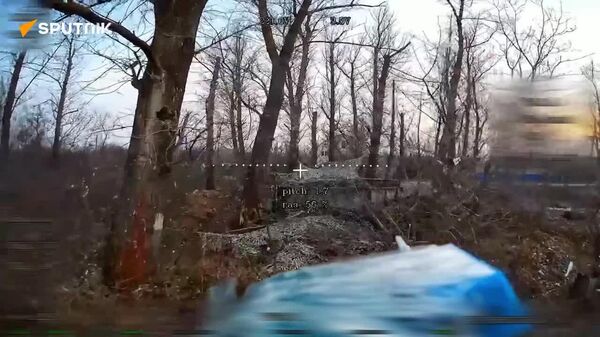 የሩሲያ ሰው አልባ አውሮፕላን ቡድኖች በኩፒያንስክ ክልል እያንዳንዱን የዩክሬን ተሽከርካሪ ኢላማ እያደረጉ ነው ሲሉ አዛዡ ገለጹ - Sputnik አፍሪካ