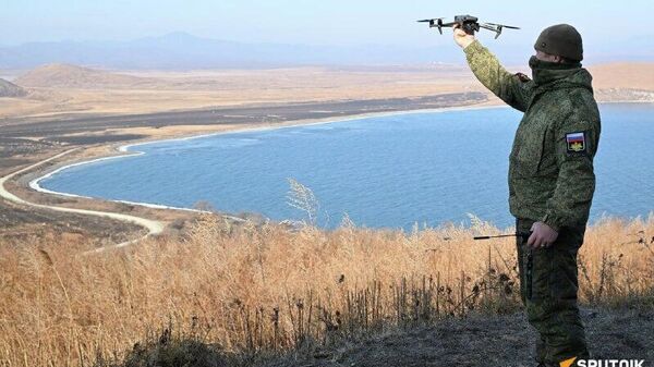ሩሲያ በዘመናዊ ውጊያ ውስጥ ወሳኝ የሆነውን የድሮን ቴክኖሎጂ የበላይነት ይዛለች - ወታደራዊ ታዛቢ - Sputnik አፍሪካ