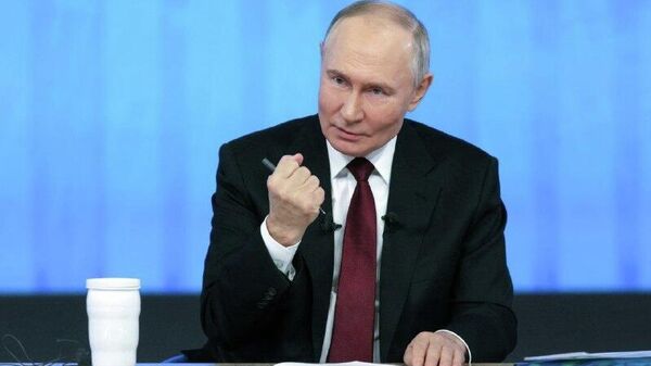 አውሮፓውያን ግጭቱን በማስቀጠል የዩክሬናውያን ደም እንዲፈስ ነው ፍላጎታቸው - ኢትዮጵያዊ የፖለቲካ ምሁር - Sputnik አፍሪካ