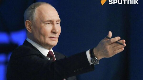 የጋራ የፖለቲካ ፍላጎት ካለ ፑቲን ከማክሮን ጋር ለመነጋገር ዝግጁ ናቸው - ክሬምሊን - Sputnik አፍሪካ