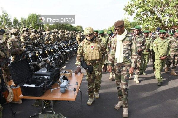 ማሊ ሽብርተኝነትን ለመዋጋት አዲስ ፈጥኖ ደራሽ ሻለቃ ጦር አደራጀች - Sputnik አፍሪካ