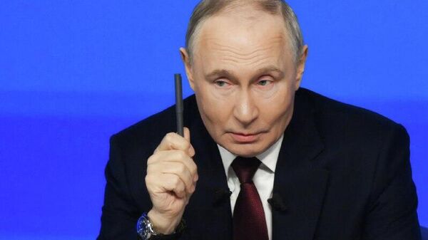 ፕሬዝዳንት ፑቲን በዩሬዥያ ከፍተኛ የኢኮኖሚ ምክር ቤት ስብሰባ ላይ እየተሳተፉ ነው - Sputnik አፍሪካ