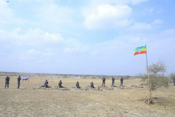 የኢትዮጵያ ፌደራል ፖሊስ በኢትዮጵያ ፖሊስ ታሪክ የመጀመሪያ የሆነውን ልዩ ኮማንዶ አስመረቀ - Sputnik አፍሪካ
