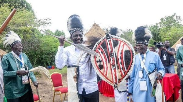 የኬንያው ፕሬዝዳንት የሉኦ ማኅበረሰብን ቅርስ ለመጠበቅ በዩኔስኮ በተመዘገበው ስፍራ የባሕል ማዕከል ለመገንባት ቃል ገቡ - Sputnik አፍሪካ