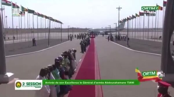 የኒጀሩ ፕሬዝዳንት ለሁለተኛው የሳሕል አገራት ጥምረት የመሪዎች ጉባኤ ባማኮ ገቡ - Sputnik አፍሪካ