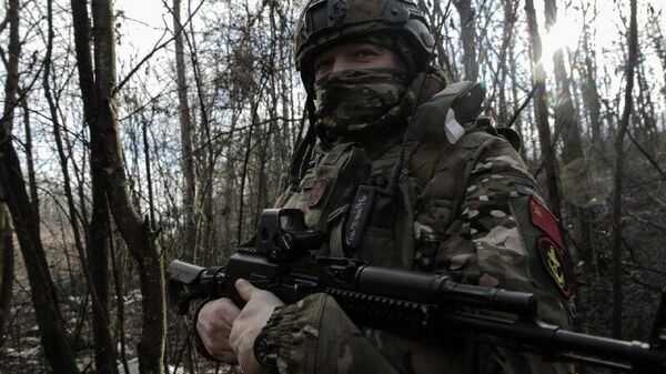 የሩሲያ ወታደሮች በዶኔትስክ ሕዝባዊ ሪፐብሊክ የስቪያቶ-ፖክሮቭስኮ መንደርን ነፃ አወጡ - የሩሲያ መከላከያ ሚኒስቴር - Sputnik አፍሪካ