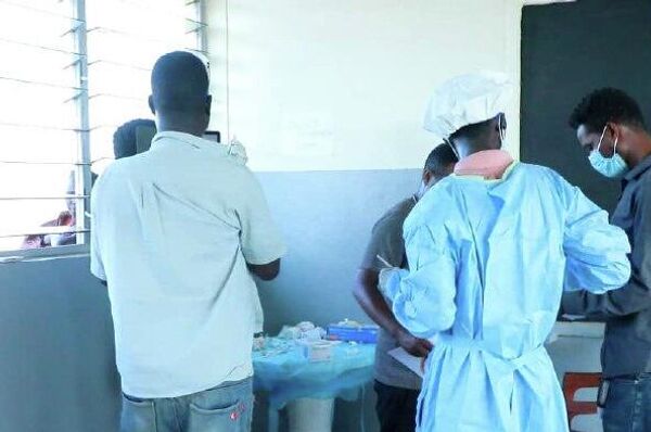 የማርበርግ ቫይረስ በተከሰተበት አካባቢ በድሮን የታገዘ የመድኃኒት ስርጭት መጀመሩን የጤና ሚኒስትሯ አስታወቁ - Sputnik አፍሪካ