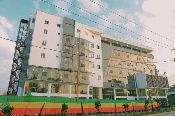 በአዲስ አበባ 32 አዳዲስ የፖሊስ እና የእሳትና አደጋ ሥጋት መከላከያ ተቋማት ተመረቁ - Sputnik አፍሪካ