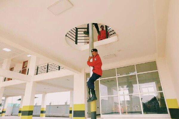 በአዲስ አበባ 32 አዳዲስ የፖሊስ እና የእሳትና አደጋ ሥጋት መከላከያ ተቋማት ተመረቁ - Sputnik አፍሪካ