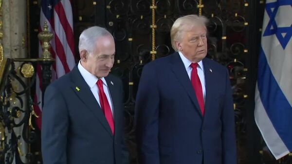 'እነዚያን ድርጊቶች ለማድረግ ትክክለኛው ጊዜ አይደለም' ሲሉ ትራምፕ በፑቲን መኖሪያ ቤት ላይ ዩክሬን ስለፈጸመችው የድሮን ጥቃት ምላሽ ሰጥተዋል - Sputnik አፍሪካ