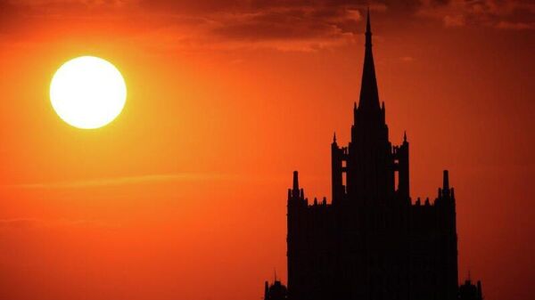 ሞስኮ፤ የአሜሪካ መሪዎች 'በትክክለኛ መንገድ የተመረጡትን የሉዓላዊ ሀገር ፕሬዚዳንት እና ባለቤታቸውን' እንዲለቁ አጥብቃ ትጠይቃለች - የሩሲያ ውጭ ጉዳይ ሚኒስቴር - Sputnik አፍሪካ